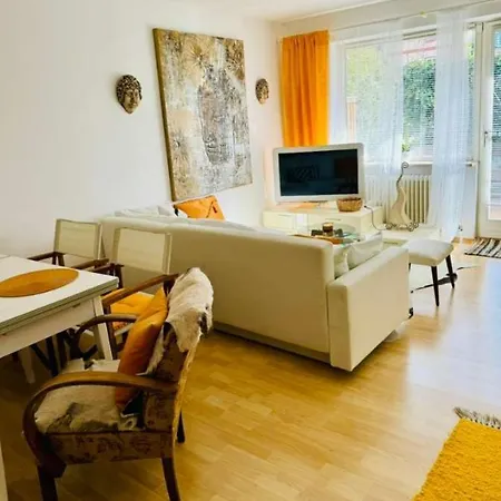 Balkon-apartment Mit Badeplatz - Zentral Gmunden